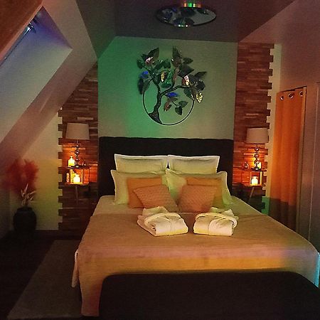 Manoir Du Grand Chene Otel La Vraie-Croix Dış mekan fotoğraf